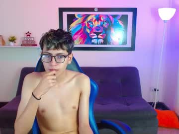 alexcum_18