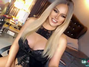anna_mclaine