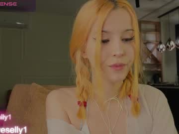 ella_hayes