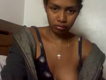 sexylarra12