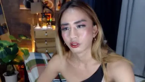 Live thumbnail for 2fuckingwilddolls