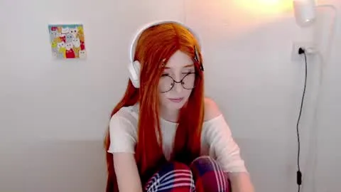 Live thumbnail for _hanna_moon_