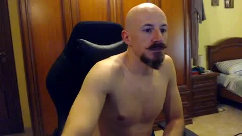 Live thumbnail for adam_ferrera