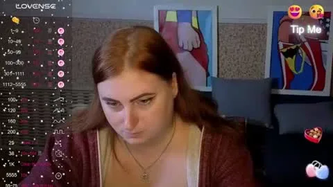 Live thumbnail for aliciaaared_kis