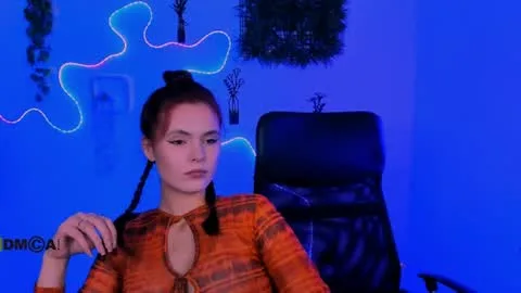 Live thumbnail for amanda_blackk