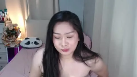 Live thumbnail for amandachanxx