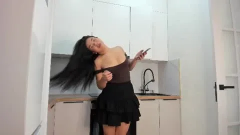 Live thumbnail for ameliya_sun