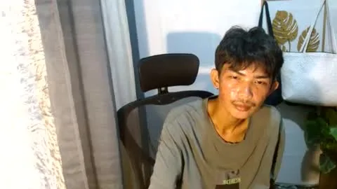 Live thumbnail for asianhotbigcock