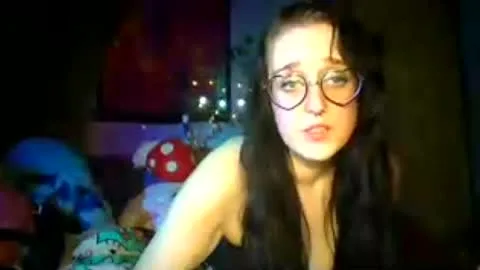 Live thumbnail for beanieebabiee