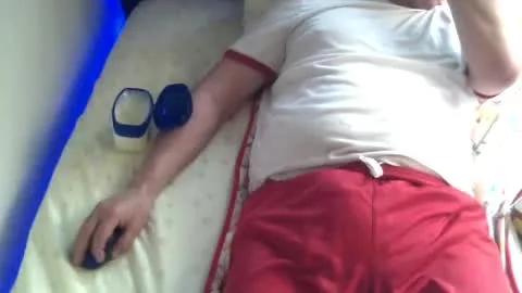 Live thumbnail for bedwetboy