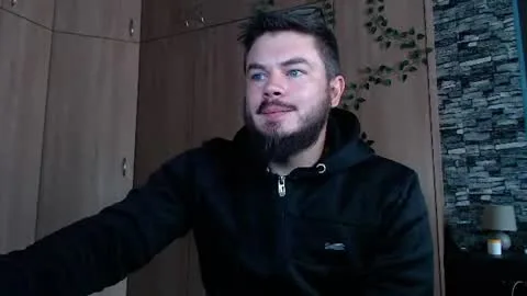 Live thumbnail for blueeyeboy0