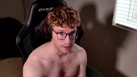 Live thumbnail for blueeyedtallguy