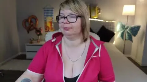 Live thumbnail for bonnnyboobsy