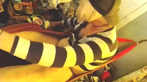 Live thumbnail for bouncybooty181369