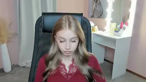 Live thumbnail for capricemarileen