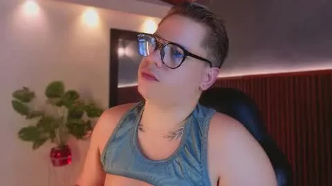 Live thumbnail for cessdicaprio