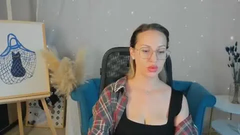 Live thumbnail for charlotte_hudson