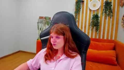 Live thumbnail for chloehalses