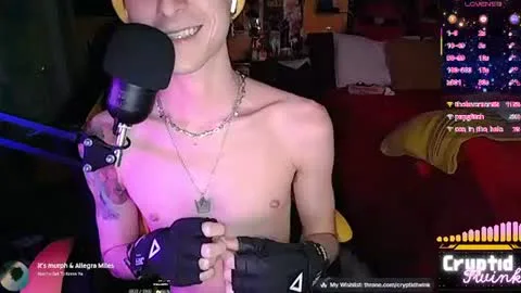 Live thumbnail for cryptidtwink
