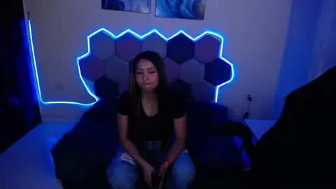 Live thumbnail for destiny_boobs