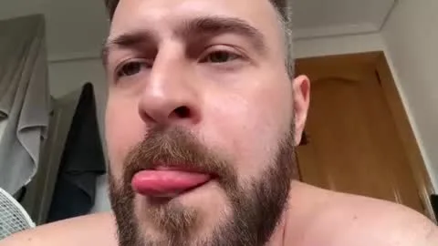 Live thumbnail for dickjulian