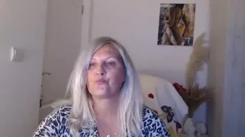 Photo of divineblond