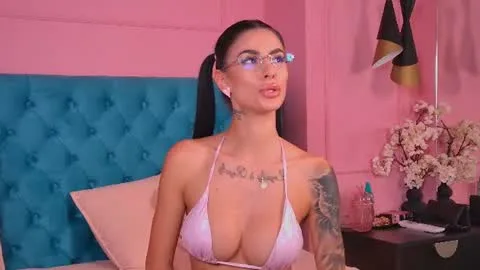 Live thumbnail for evaamantti