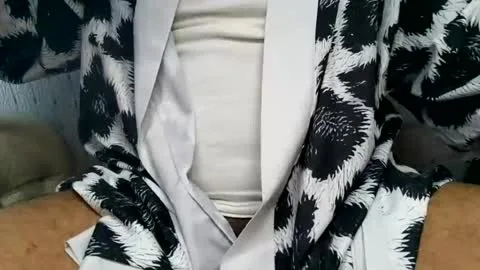 fucktheshitouttame_ live act