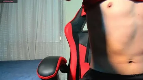 Live thumbnail for guy_veryhot1