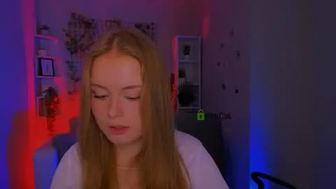 Live thumbnail for hanna_trisss