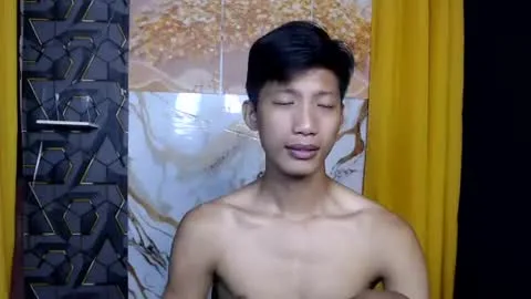 Live thumbnail for horny_asianmoreno
