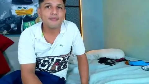 Live thumbnail for hornyshow1