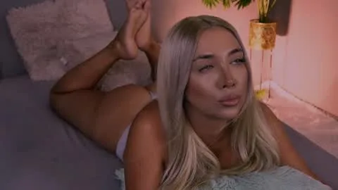 Live thumbnail for hotjessxx