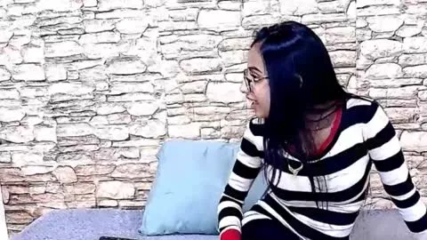 indianbootylicious1 live act