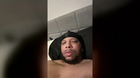 Live thumbnail for jesuslovesjulius12
