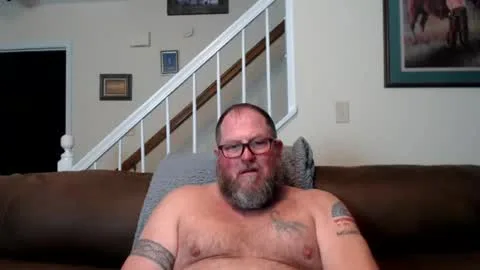 Live thumbnail for justaguyandnaked