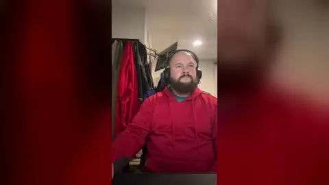 Live thumbnail for justpeakingnow