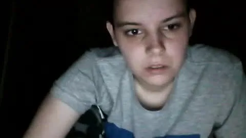 Live thumbnail for katie_moorex