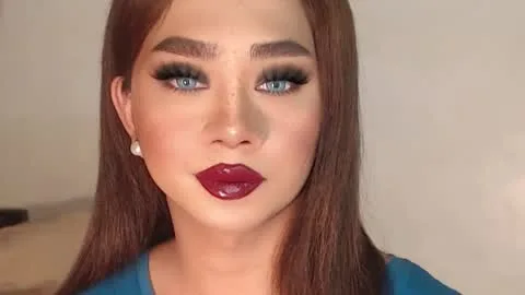 Live thumbnail for katrinathegreat