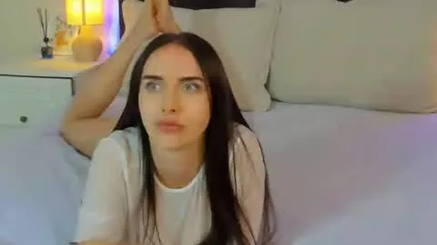 Live thumbnail for kellywhites