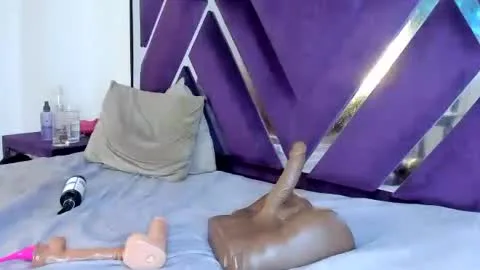Live thumbnail for kiaraasmx