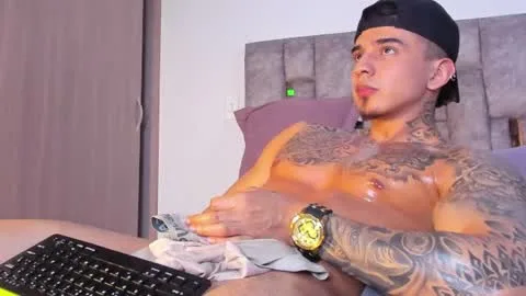 Live thumbnail for kingofthevitafer