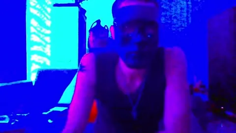 Live thumbnail for kinky3018