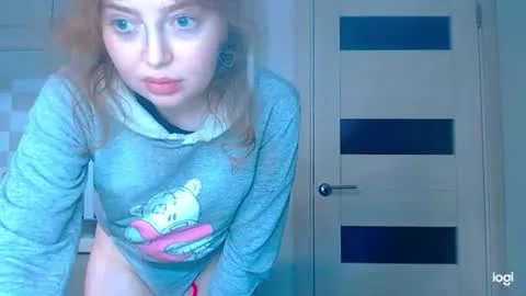Photo of kira_foxy_