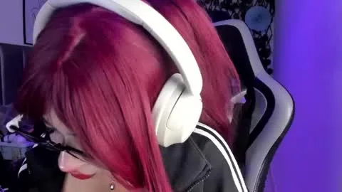 Live thumbnail for kitty_gang