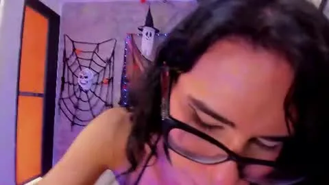 Live thumbnail for kyliee_lovee