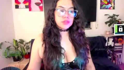 Live thumbnail for lauren_afrodita