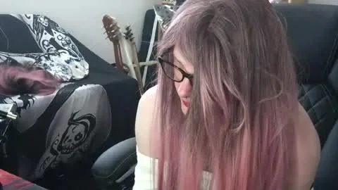 Live thumbnail for lexxa_tgirl