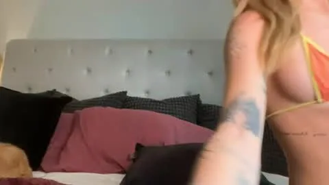 Live thumbnail for loveivyy