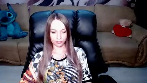 Live thumbnail for lovellymalina